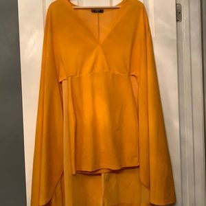 GC Shein Yellow Swing Sleeve Top S very cool!